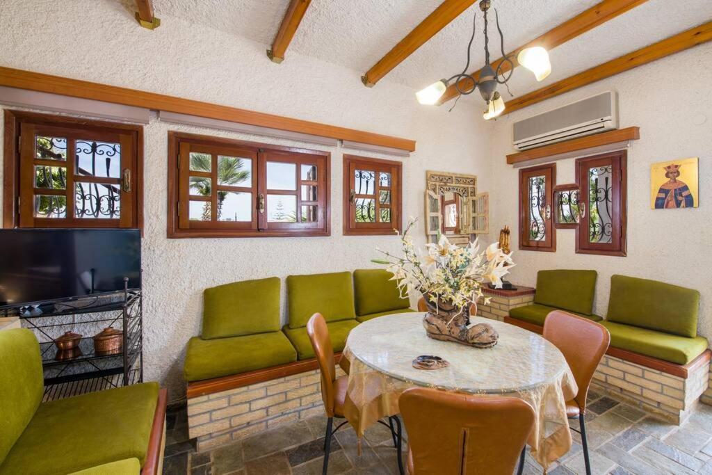 Вилла Renas Secret Garden House Ханья Экстерьер фото