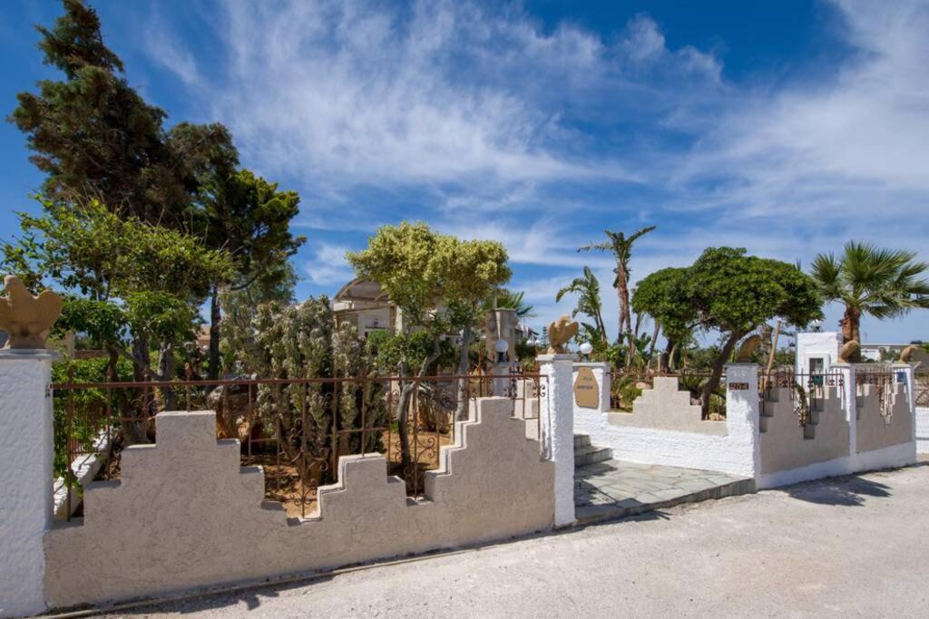 Вилла Renas Secret Garden House Ханья Экстерьер фото